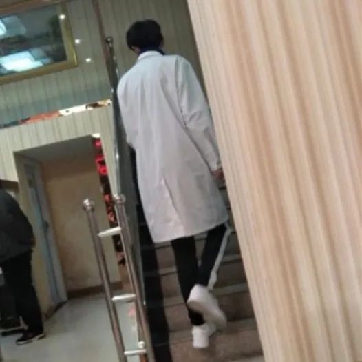 素人帅哥闪照合集,素人帅哥集锦