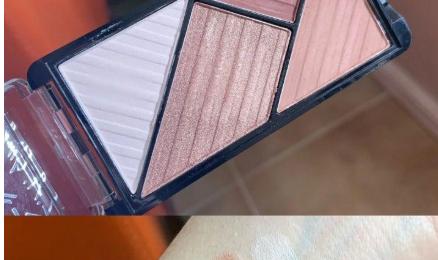 适合新手的平价眼影盘推荐,修容高光腮红眼影一体盘平价