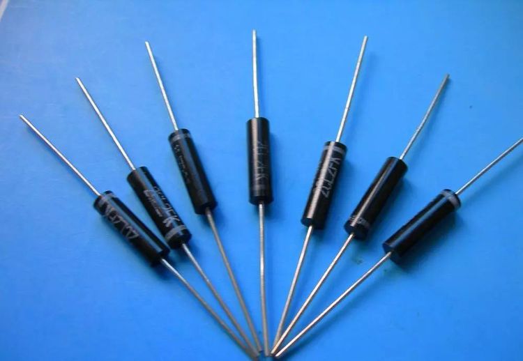 什么是芯片有什么用途,什么是芯片