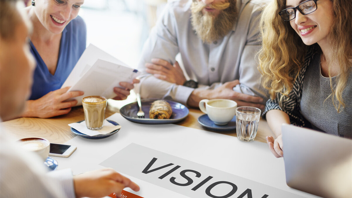 牙科医生工作的行业前景,牙科前台工作容易上手吗