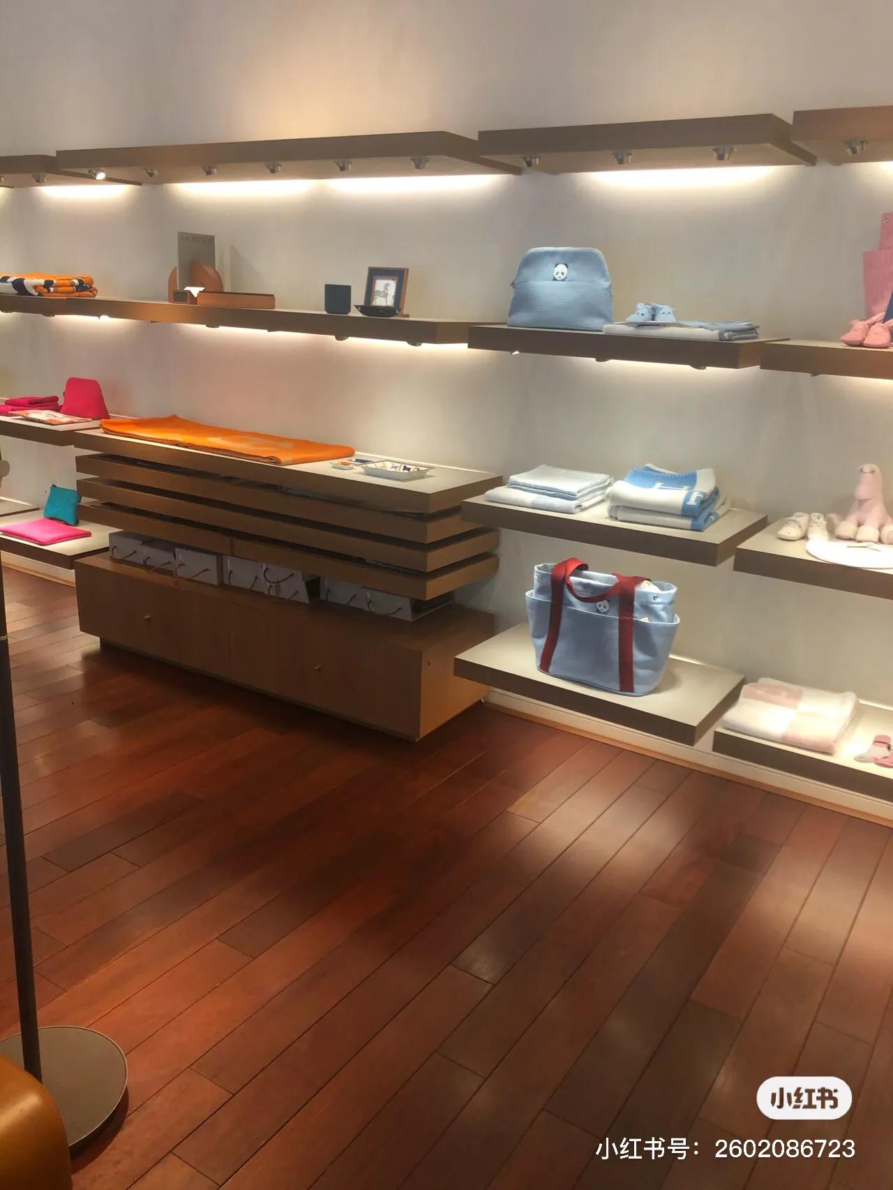 爱马仕kelly靴子上脚,爱马仕kelly稀有皮短靴