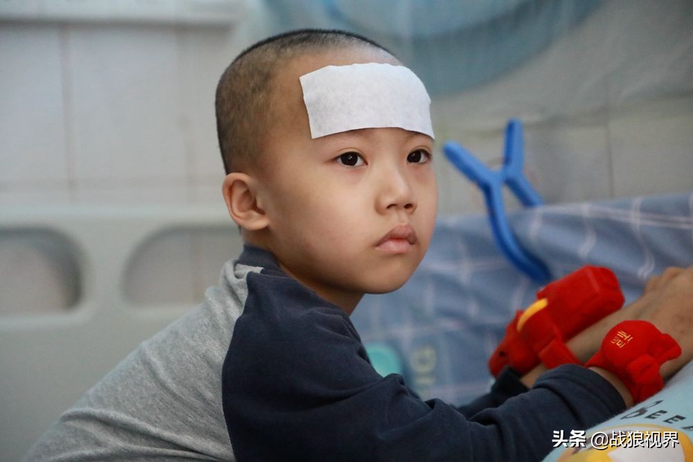 男童骨髓移植,男童捐骨髓救姐姐