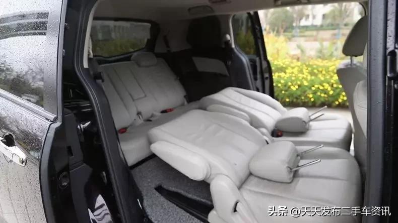 2万多的马自达8mpv,被低估的mpv