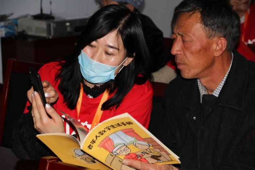 小棉袄很温暖贴心,小棉袄暖暖很贴心