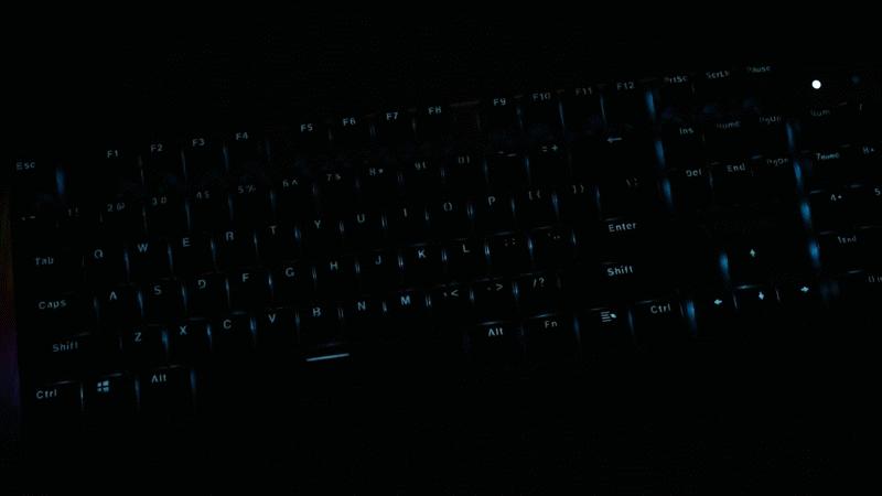 自从用了机械键盘就再也用不回电容胶了