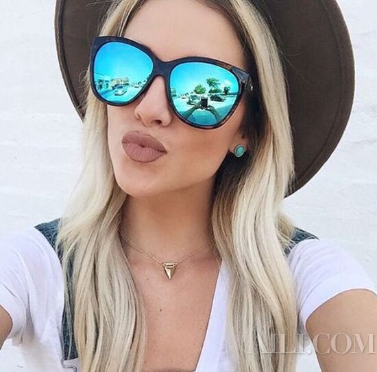 海边防晒全身,海边沙滩晒太阳要用什么防晒