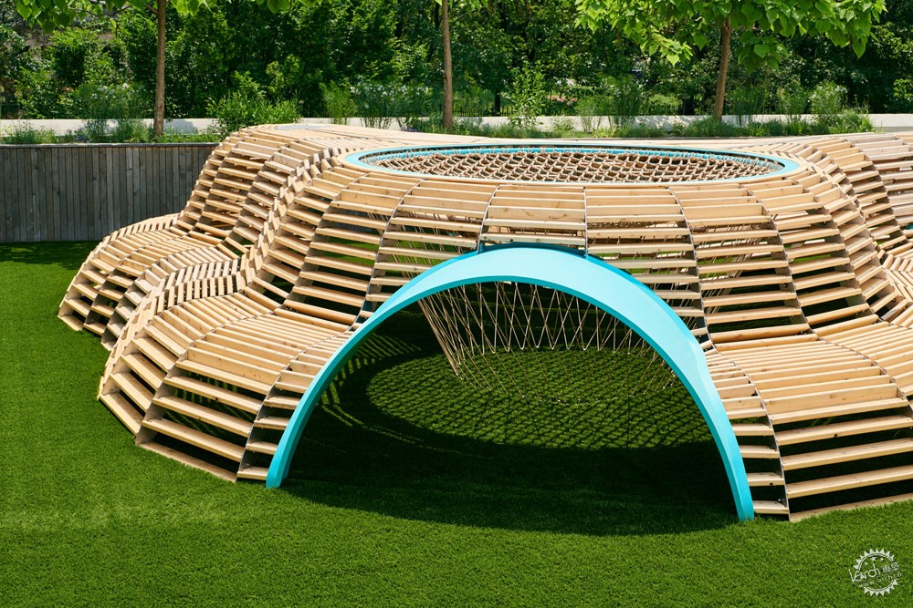 在鸟巢里攀爬，像鸟儿一样高飞丨NEST交互式游乐场