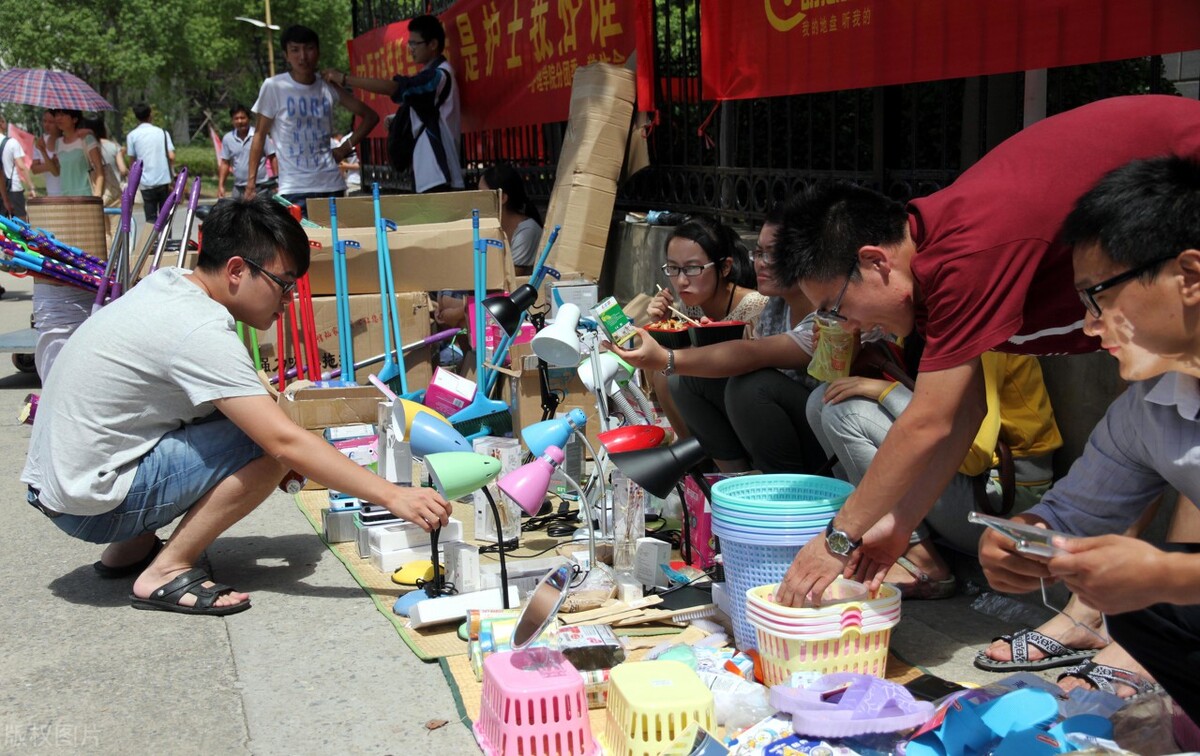 峡山西沟工业区摆地摊卖早餐的,厦门哪里比较适合摆地摊卖早餐