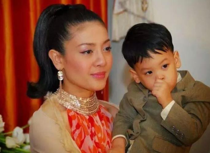 西拉米年轻有多美,西拉米年轻视频