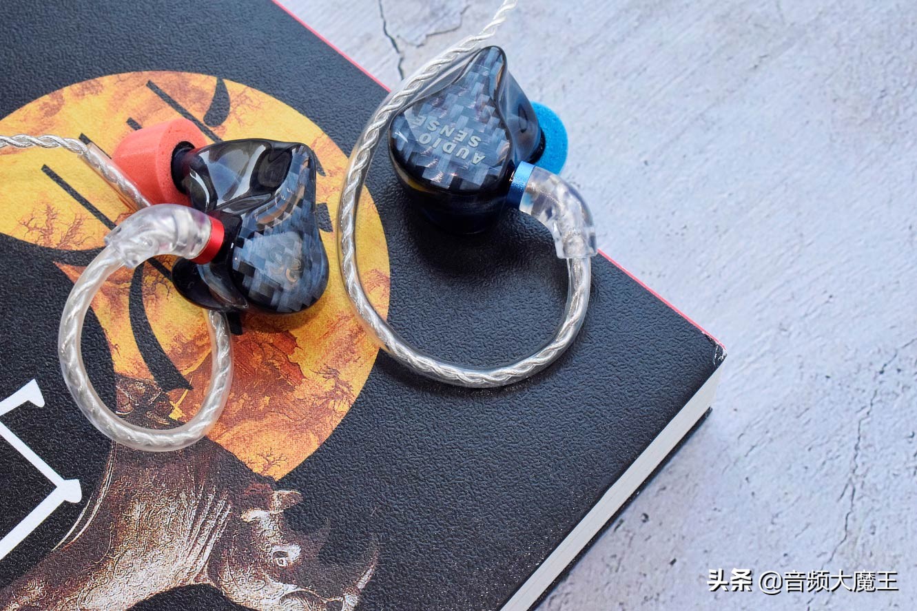 傲胜AudioSenseT800八单元动铁耳机评测：沉寂许久的国产新动力