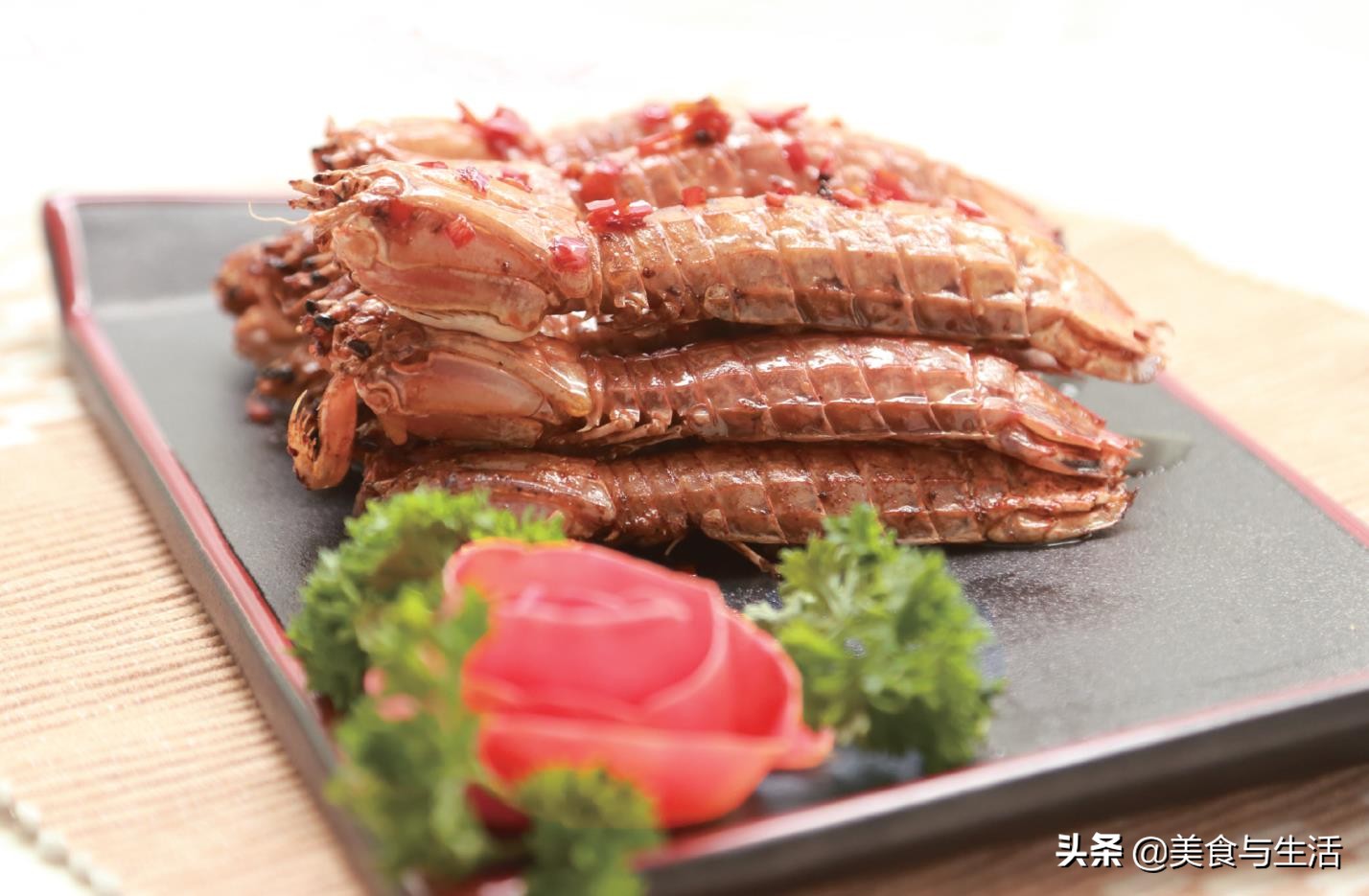 椒盐皮皮虾外酥里嫩好吃极了,椒盐濑尿虾也叫皮皮虾怎么吃