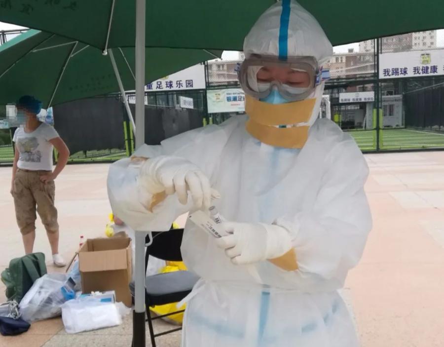 西罗园社区卫生服务中心：*党**旗飘飘——基层风采（支部篇）