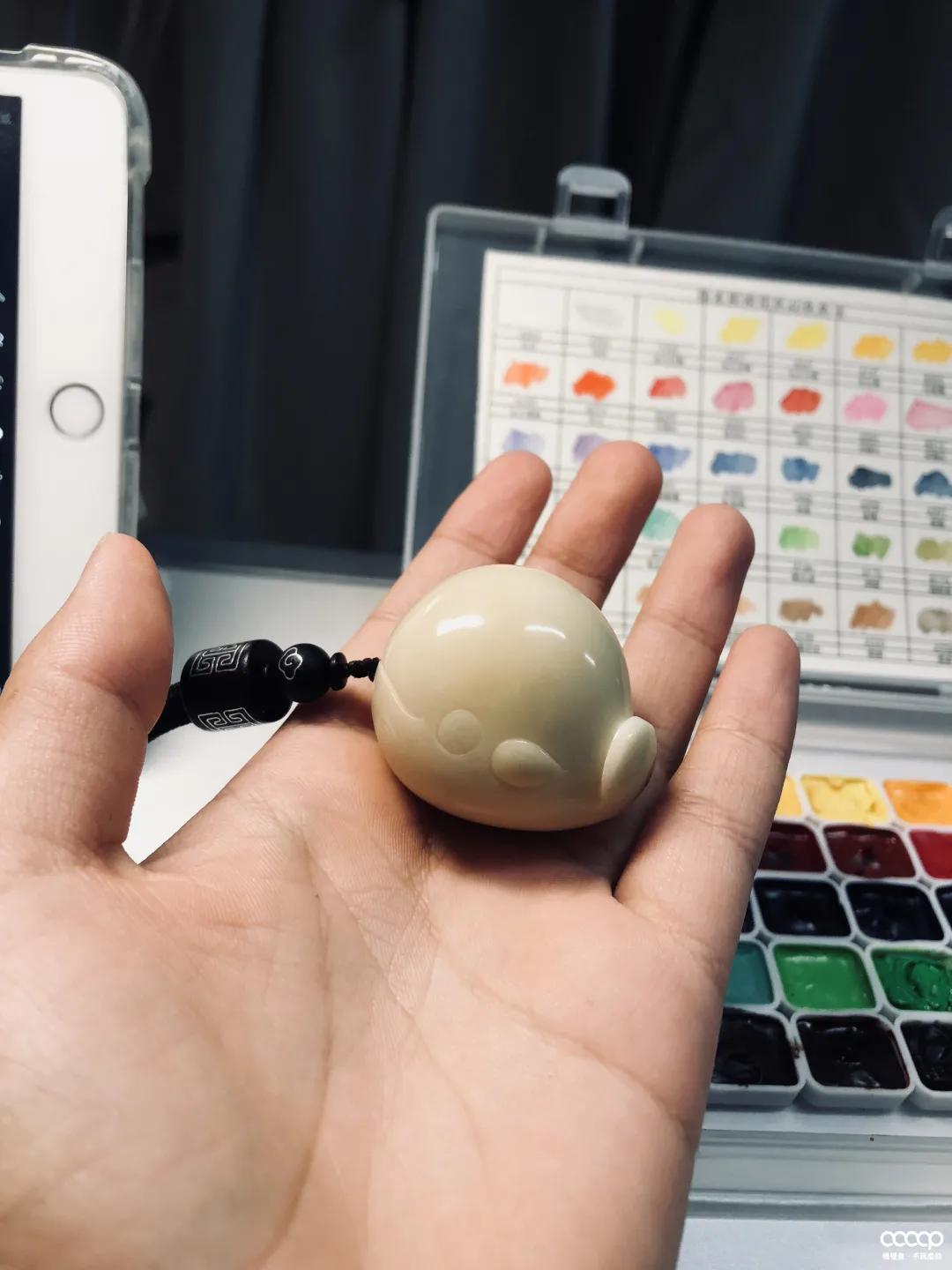 有毒！又一位宝藏小姐姐，玩核桃最爱“马虎”，朋友眼里是奇葩