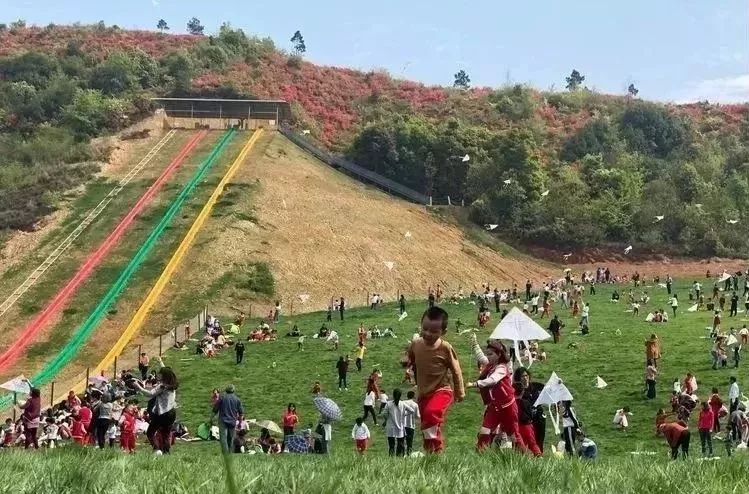 女神节礼物正在配送,江西明月山女神节免票活动开启