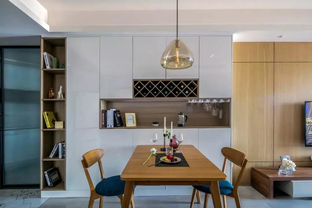 餐厅中间怎么装修好看,餐厅装修怎么省成本