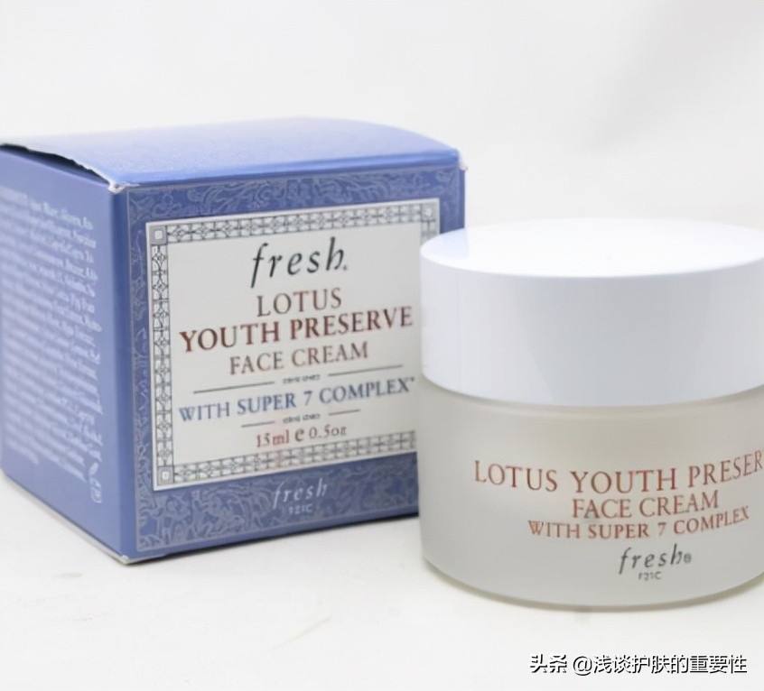 脸和手皮肤都很干燥什么原因,脸和身体起皮