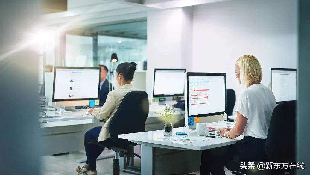 在家赚钱绝对真实10个副业兼职,大学四年我赚了一辆保时捷