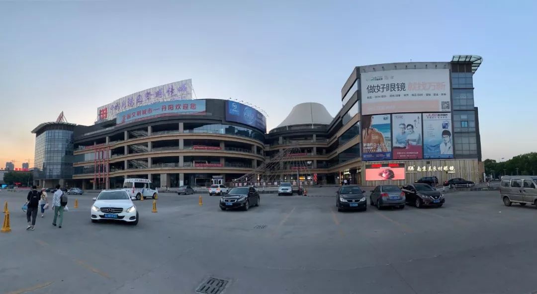 “眼镜第一县”的冰火两重天：有人日进斗金，有人坐困愁城