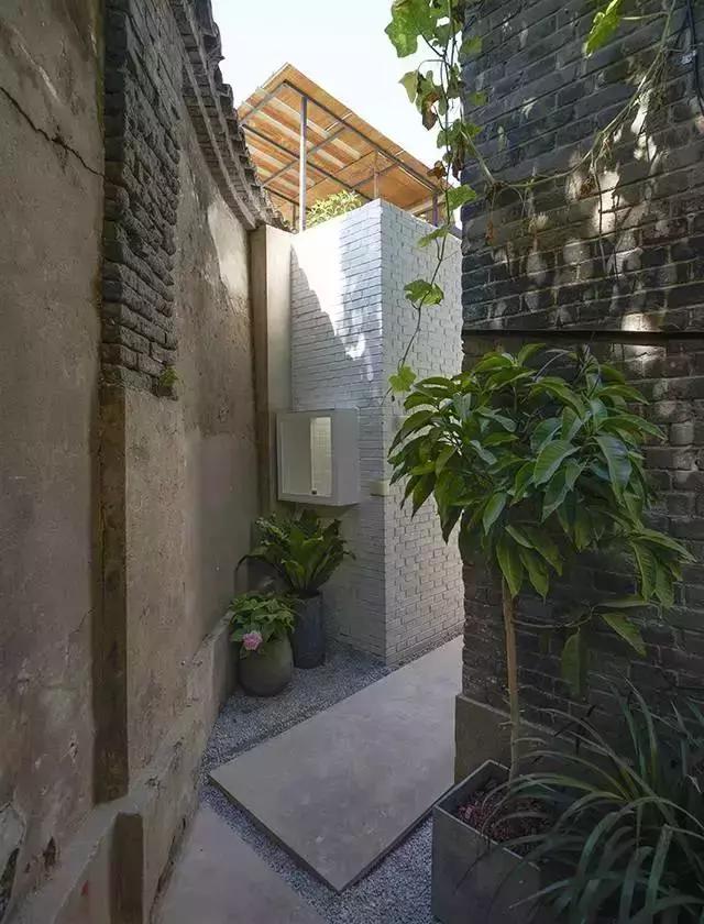 一家5口蜗40㎡夹缝房，睡折叠床、生二胎，看设计师如何解决困境