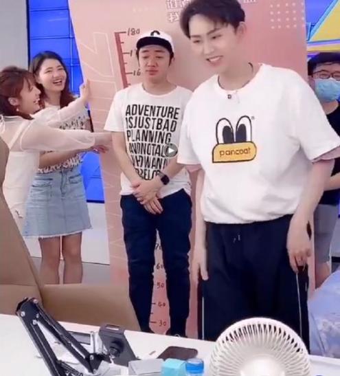 王祖蓝直播带货爆火原因揭秘,王祖蓝谈直播带货