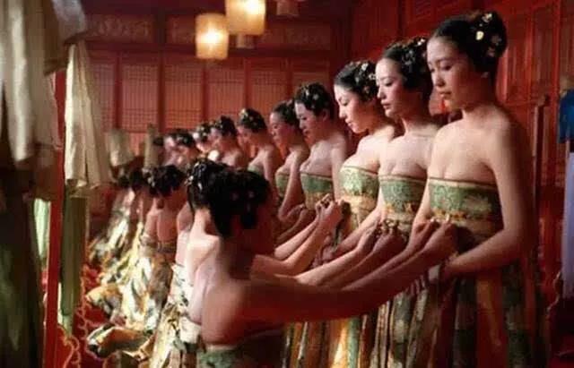 皇帝过个夜生活也不容易，还需要经过这五个人的层层把关