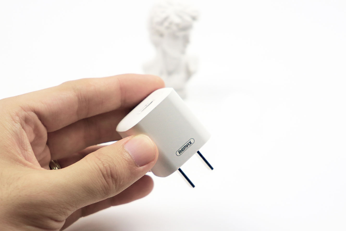 迷你氮化镓120w快充,氮化镓充电器120w机械革命