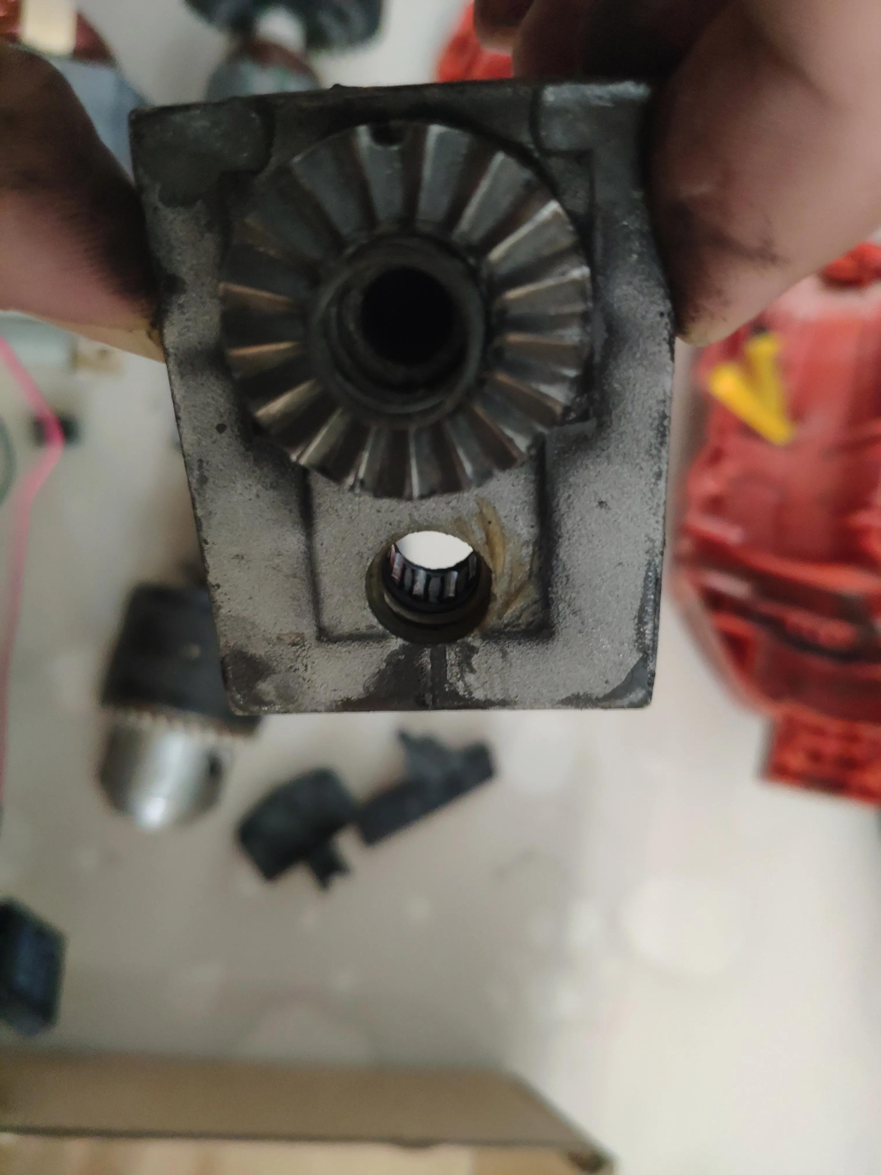 百得冲击钻拆解视频,沪工冲击电钻拆解与安装