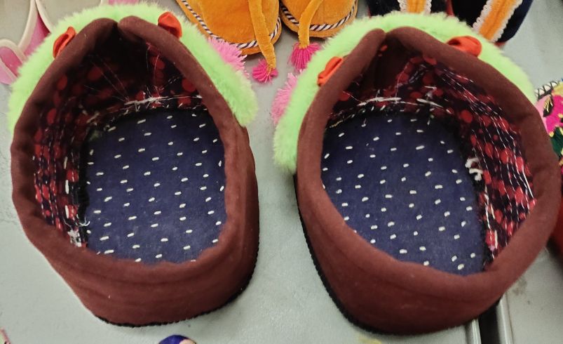 少数民族服装与服饰传承,儿童传统服饰