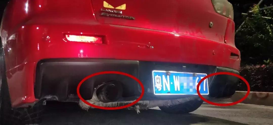 三菱翻车事故视频,三菱飙车事故