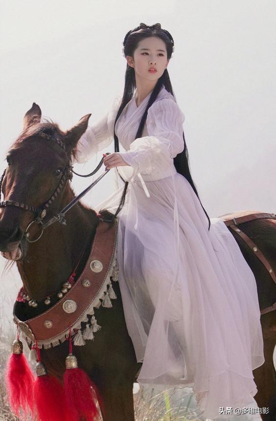 刘亦菲小龙女骑马淋雨高清图,神雕侠侣刘亦菲小龙女全部片段