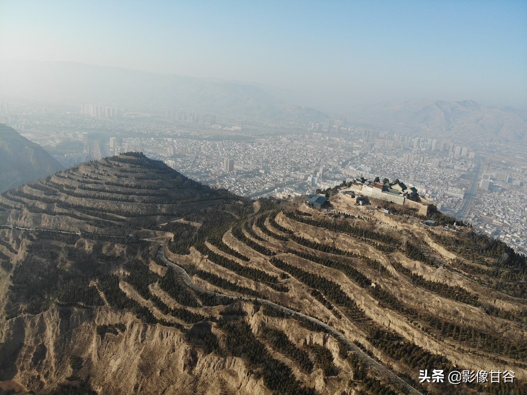 甘谷李春,甘谷天门山的蛤蟆口怎么走