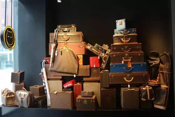 lv路易威登贵和购物中心店,lv路易威登在国内哪个地方最多