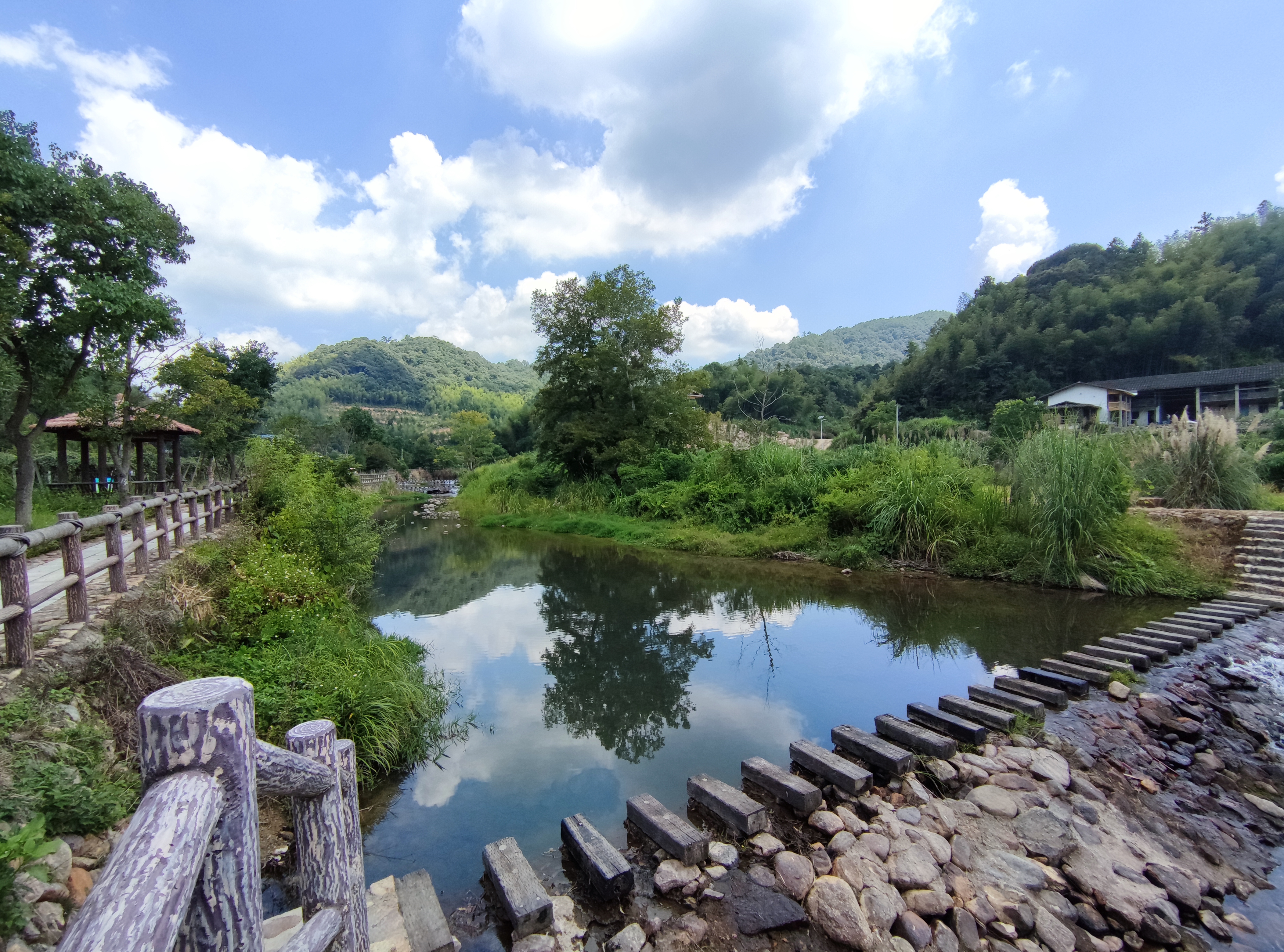 青山网红村,寿山九峰村有农家乐吗