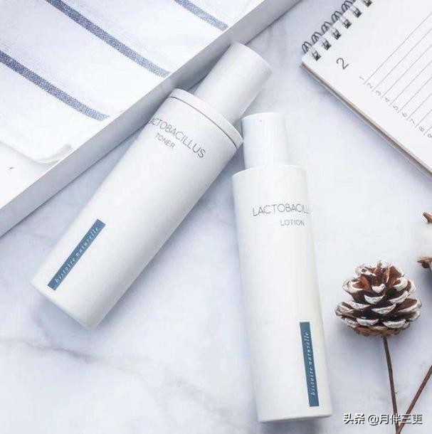 男士抗初老水乳套装排行榜前十名,护肤不只是女士男士