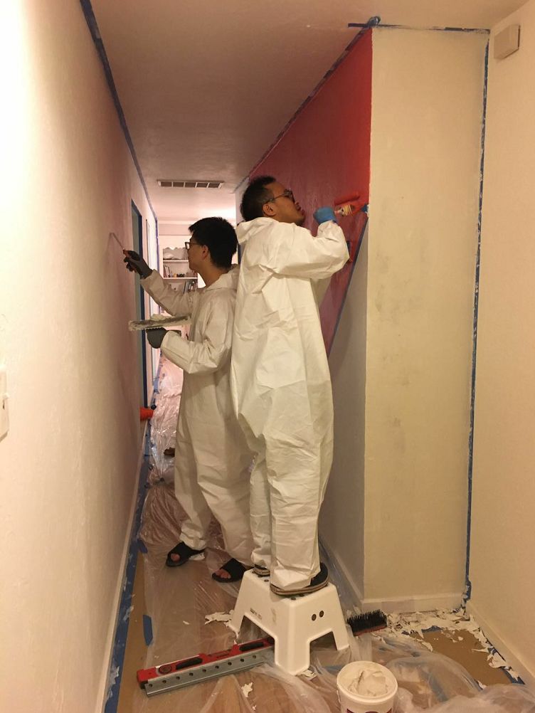 他一个人住,她一人独住100平复古房