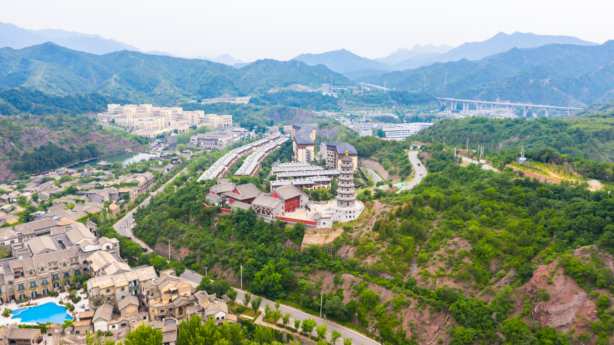 司马台长城的壮观雄奇+北方人的梦里水乡，都在这座京郊水镇了