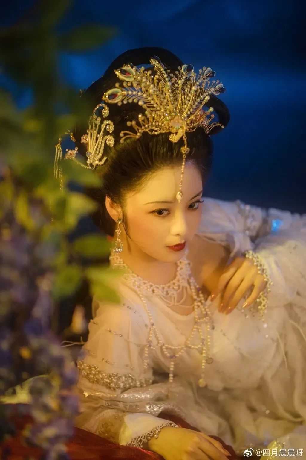 00后女孩演绎四大名著美女,凭一个造型火出圈,200万网友点赞