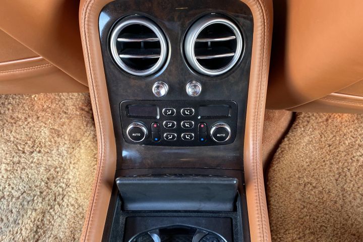 80万宾利飞驰,80万买台宾利