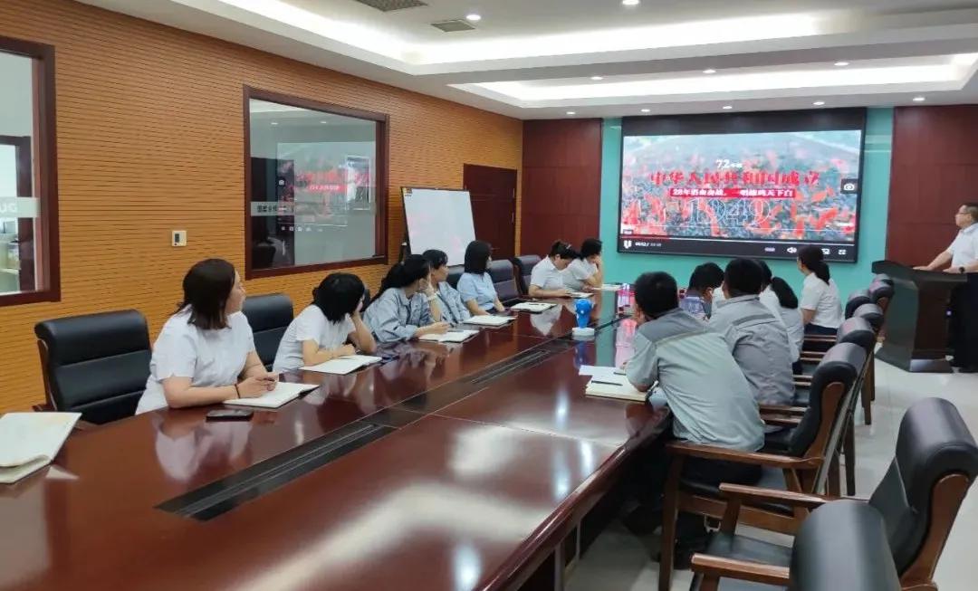 奋斗百年路启航新征程——多维献礼中国*产党共**百年华诞