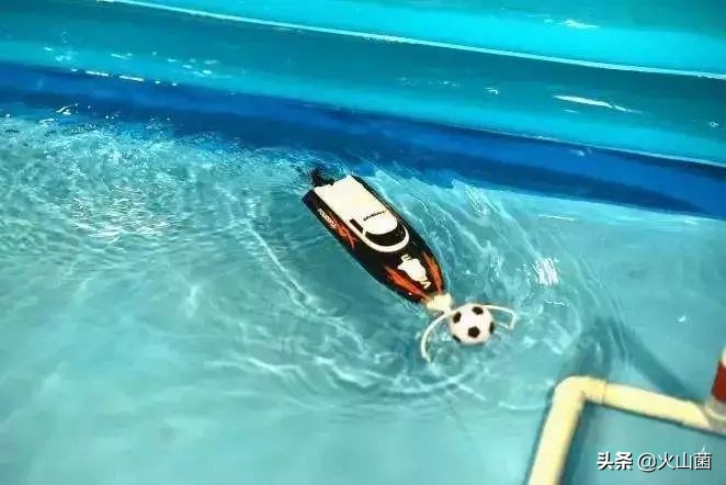 逃离高温“熔炉”，南方的夏天就该玩雪