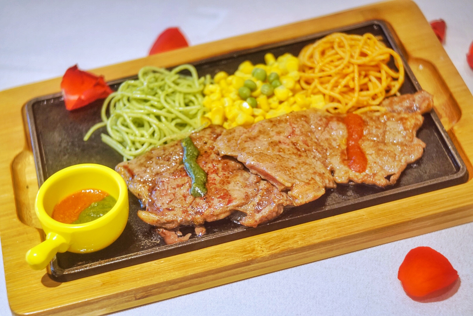 鸿福厚禄，好味成双，豪客来牛排吃出“吉祥如意”好寓意