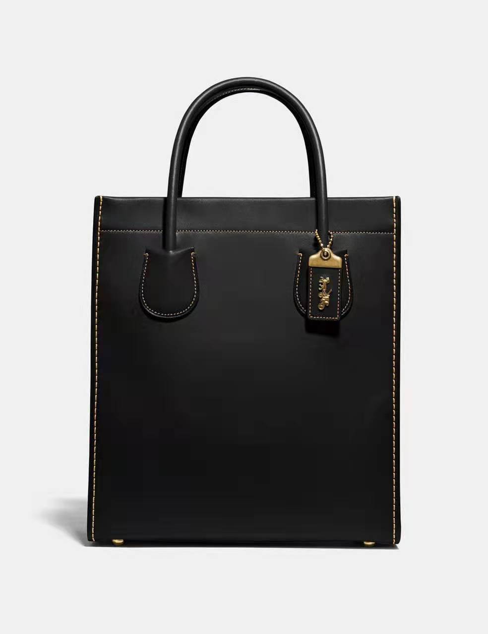 coach蔻驰包包最火的款,coach蔻驰女包什么颜色最好看