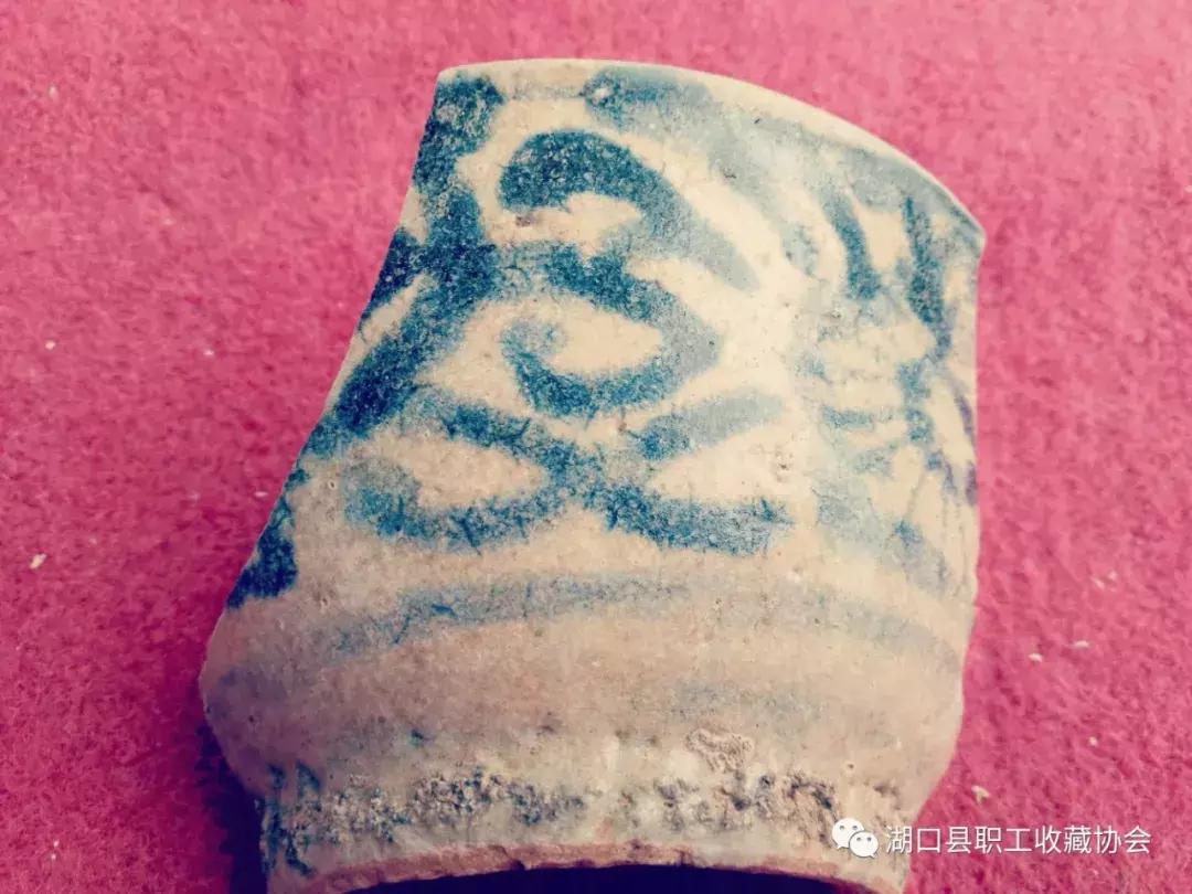 湖口一男子竟然收藏了这么多宝贝，让人大开眼界！