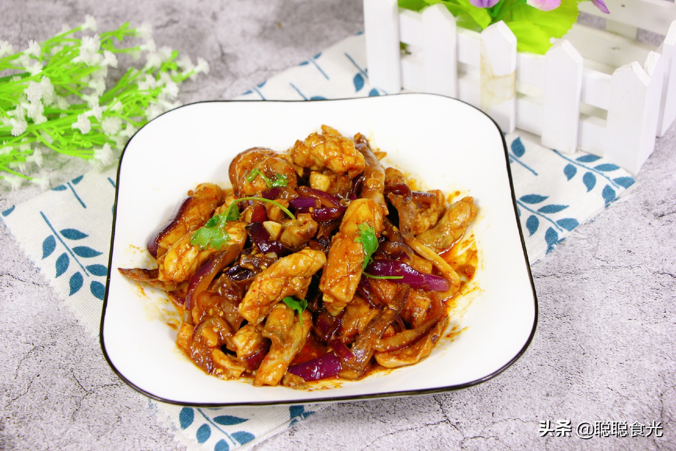 它名字叫鱼却不是鱼，随便炒一盘，开胃下饭，比鱼肉香