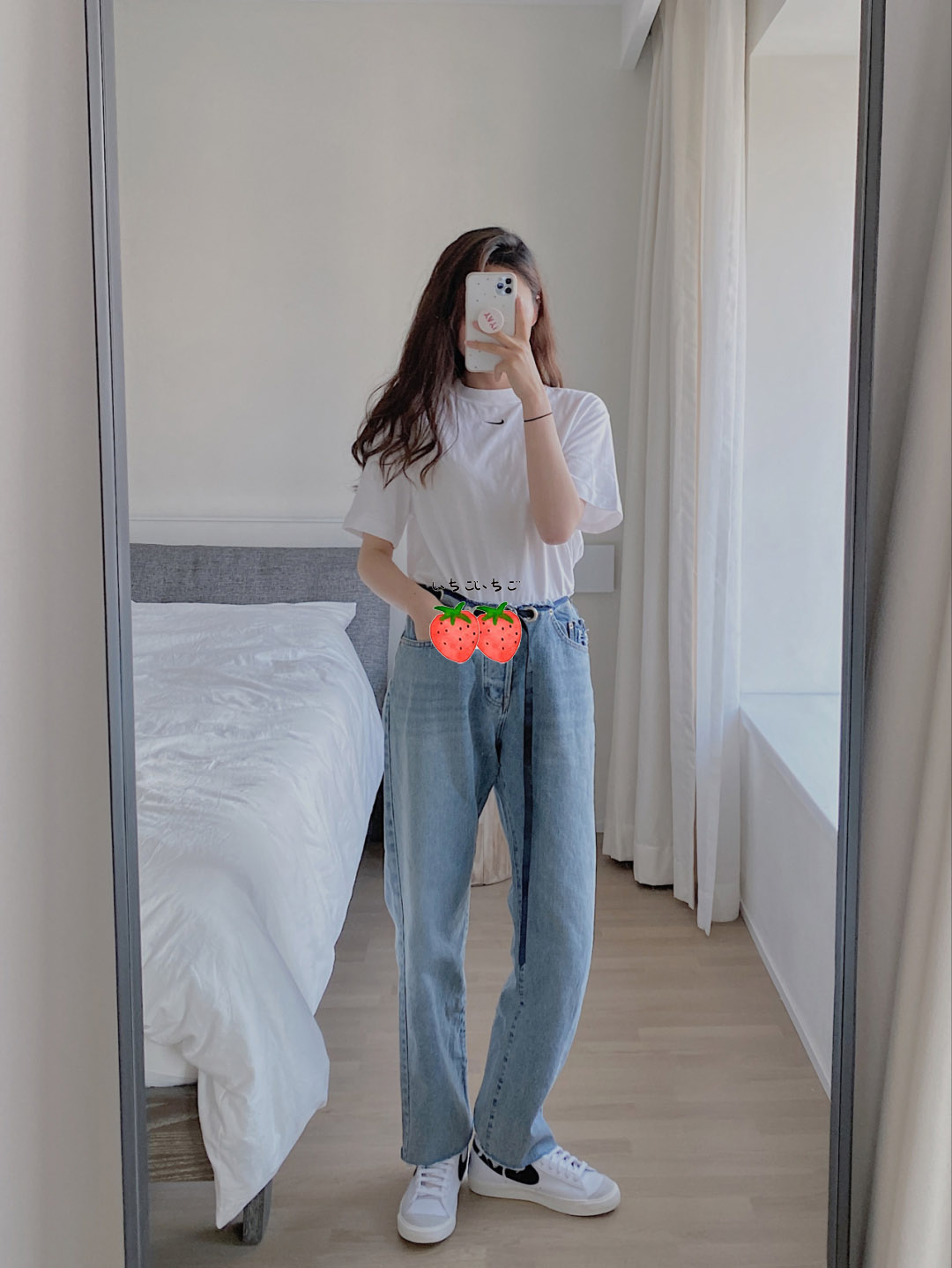 夏天nike高帮搭牛仔裤 (白色nike宽松t恤怎么搭裤子)