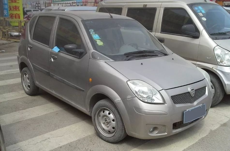 “微面之王”哈飞,是如何被长安玩坏的?