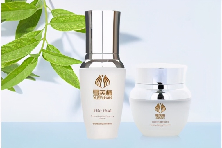 雀斑，很多人脸上比较常见。可是你知道去雀斑的好方法吗