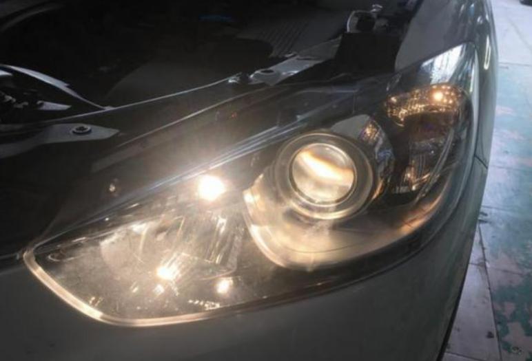 汽车卤素灯夜间实测,卤素灯晚上柏油马路看不见