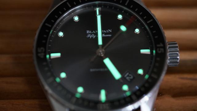 劳力士潜水表宝珀 (劳力士潜航者和宝珀五十噚哪个好)