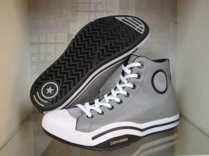 “经典”之路上渐行渐远，CONVERSE能否找回自我？